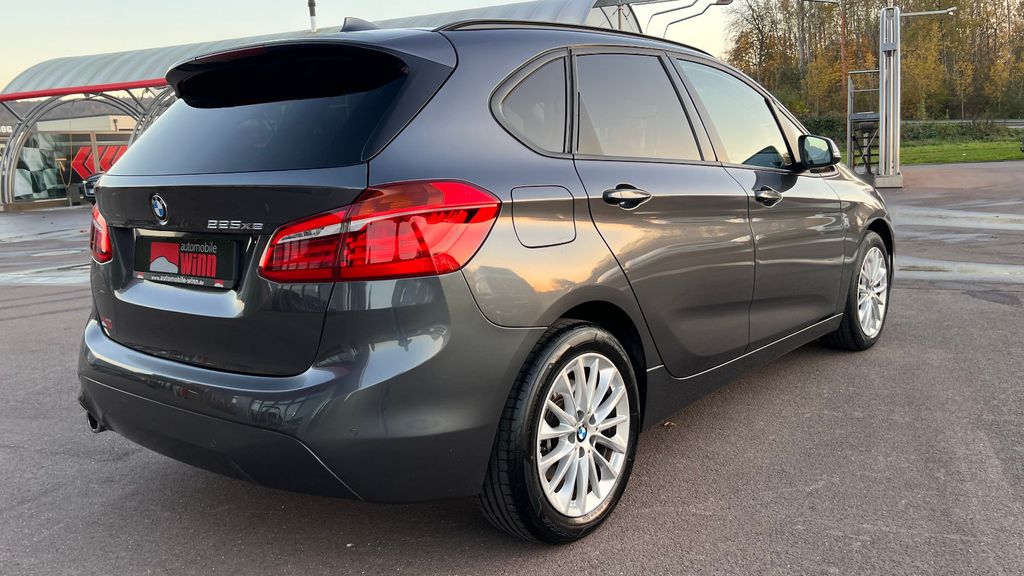 BMW 225 xe Active Tourer Advantage