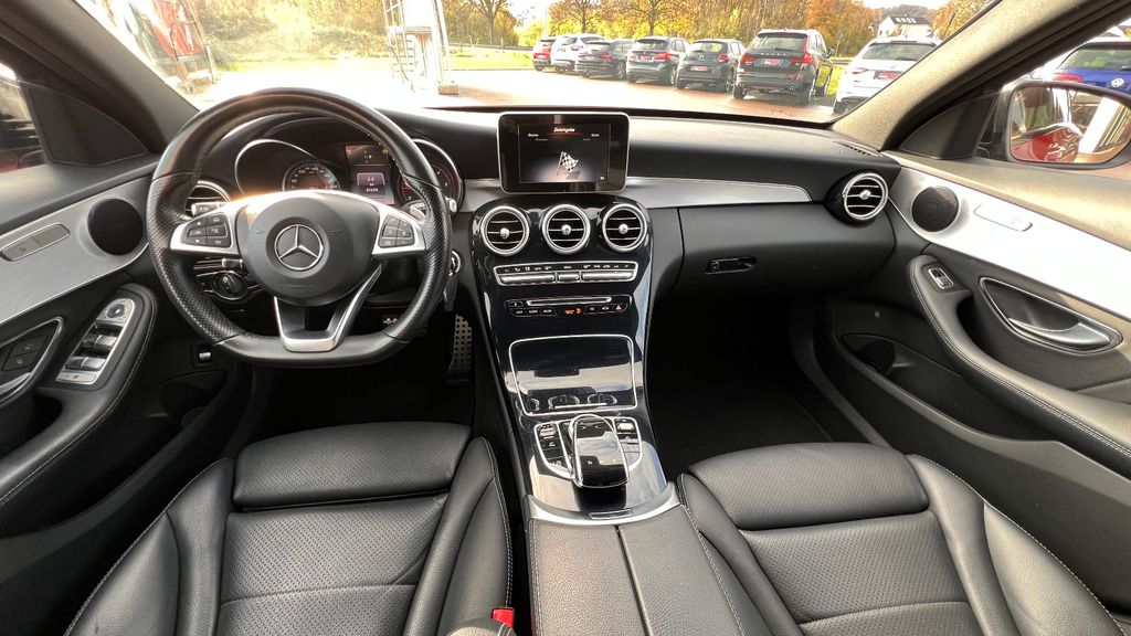 MERCEDES-BENZ C 250 T-Modell AMG-LINE ***Designo-Lack+AHK***