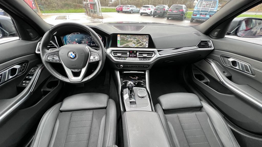 BMW 318d Touring Sport Line *STANDHIZUNG+TOP AUSST.*